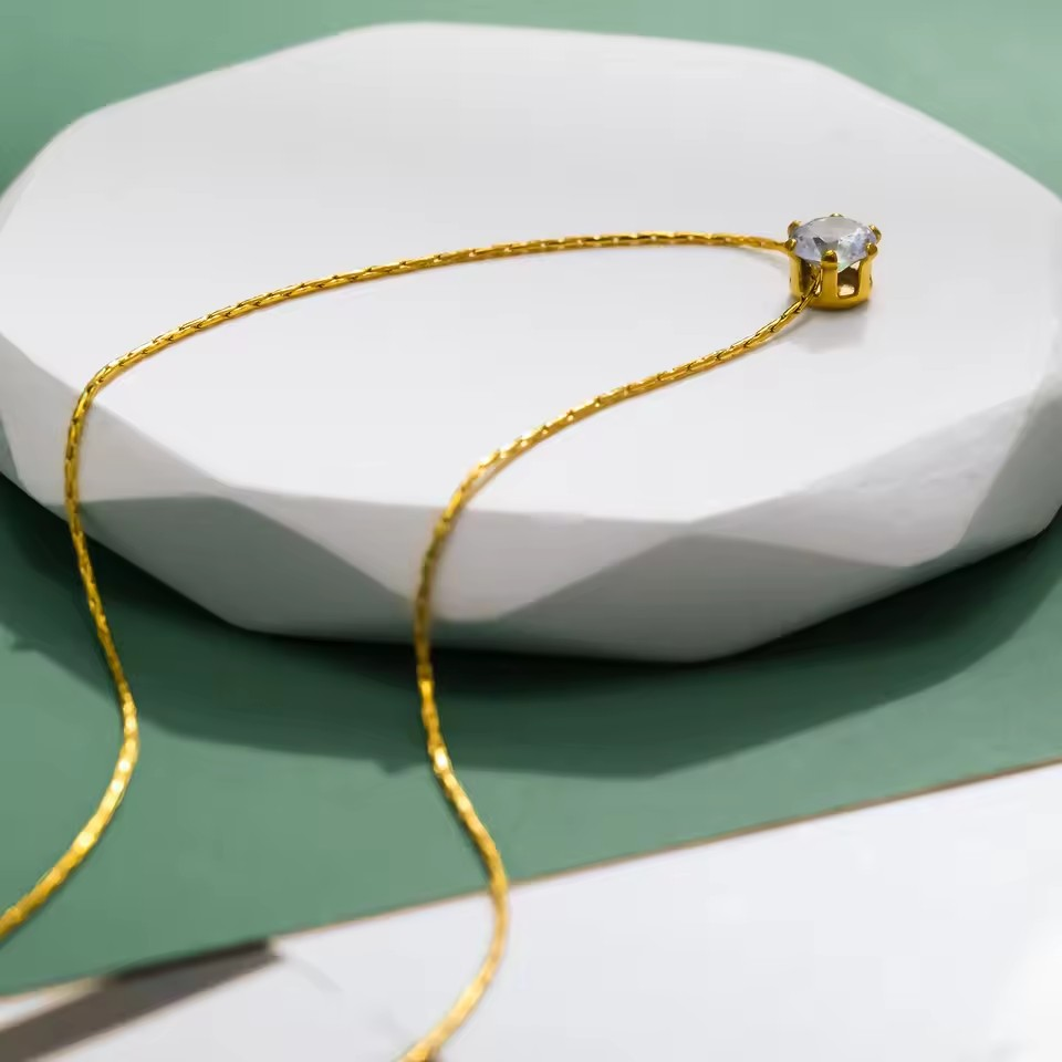 Zircon Pendant Necklace